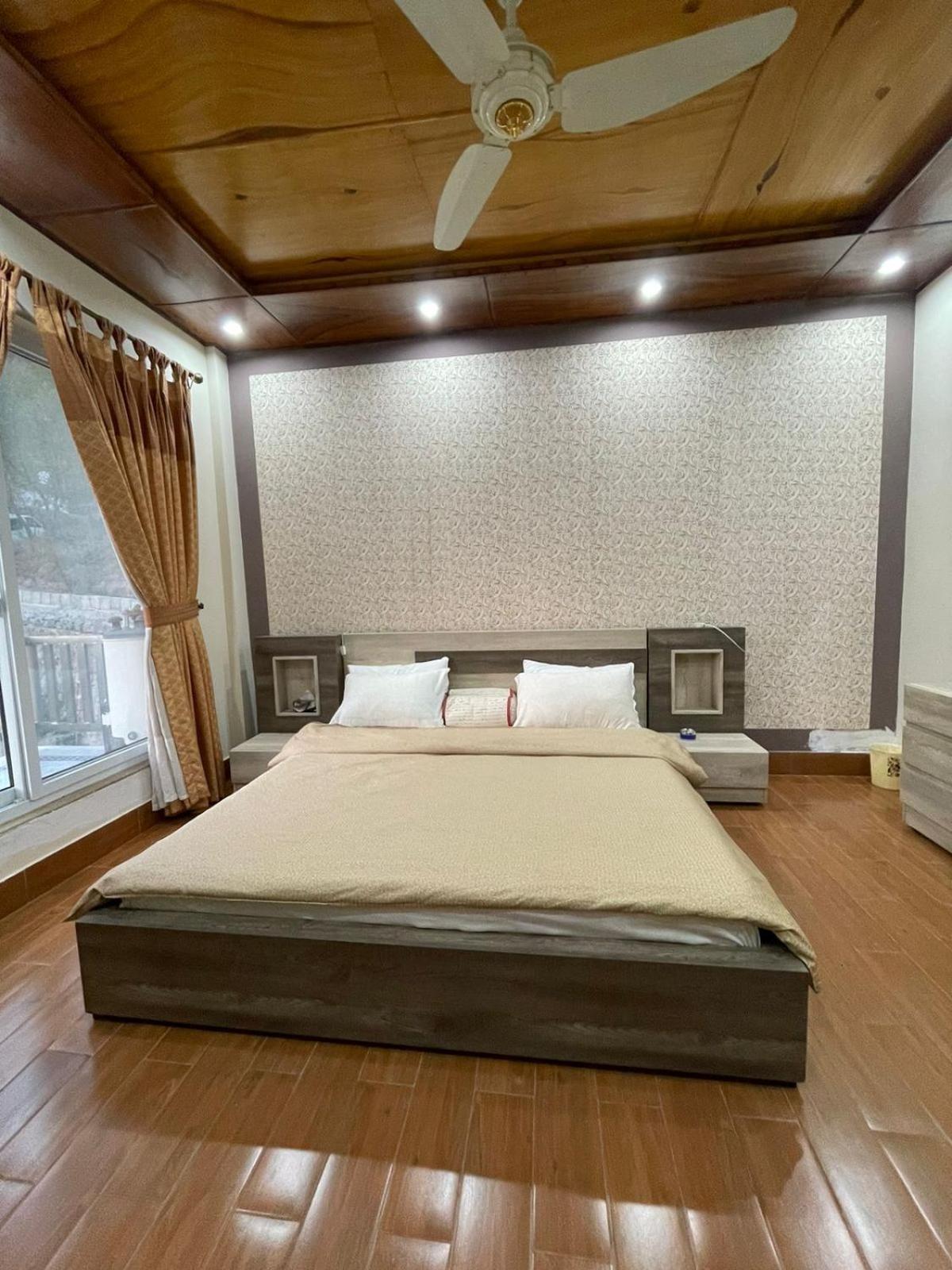 Roof Top Resort Murree Exterior photo